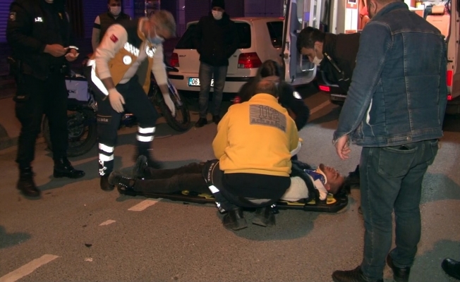 Arnavutköy’de motosiklet ile otomobil çarpıştı: 1 kişi yaralandı