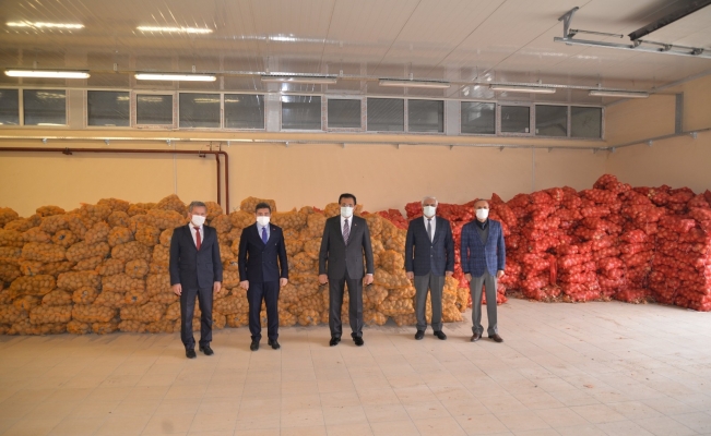 Bolu’da, ihtiyaç sahiplerine 500 ton patates ve 100 ton soğan dağıtılacak