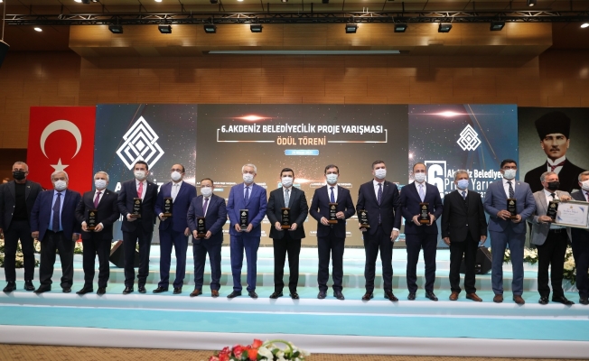 Burdur Belediyesi’ne Geleneksel Alyazma Kilim Projesi ödülü