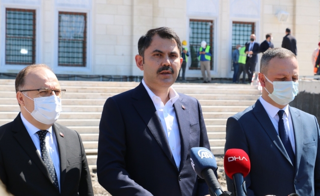 Çevre ve Şehircilik Bakanı Kurum, Uzunmehmet Camii’ni inceledi