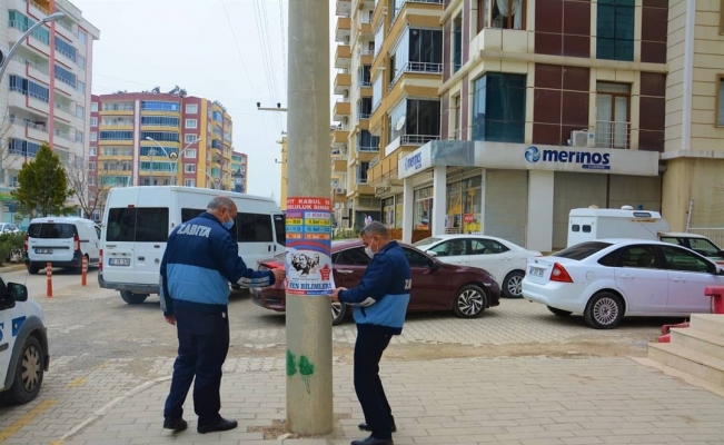 Ergani’de izinsiz kullanılan el ilanları kaldırıldı