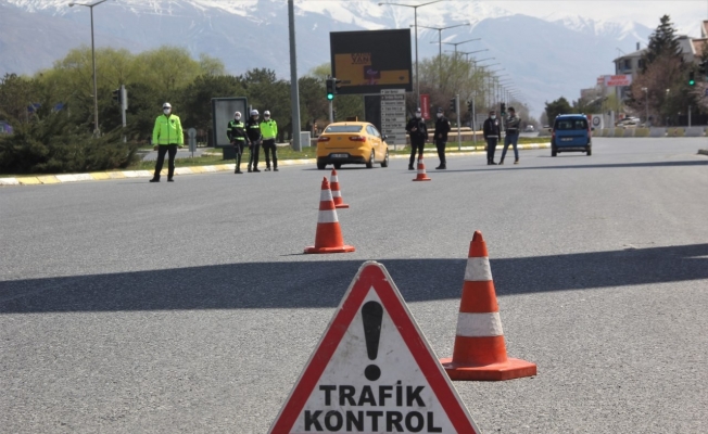 Erzincan’da hafta sonu sokağa çıkma kısıtlaması