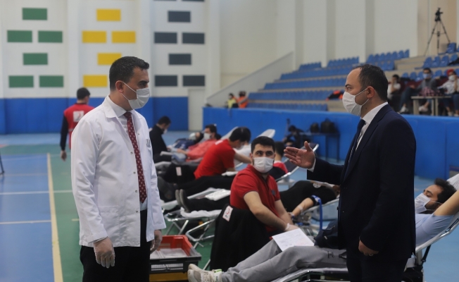 Gençlik Spor’un kan bağışından sonra 110 ünite kan 330 kişiye hayat olacak