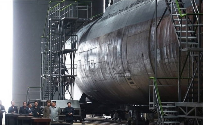Güney Kore istihbaratı: "Kuzey Kore 3 bin tonluk balistik füze denizaltısının montajını tamamladı"