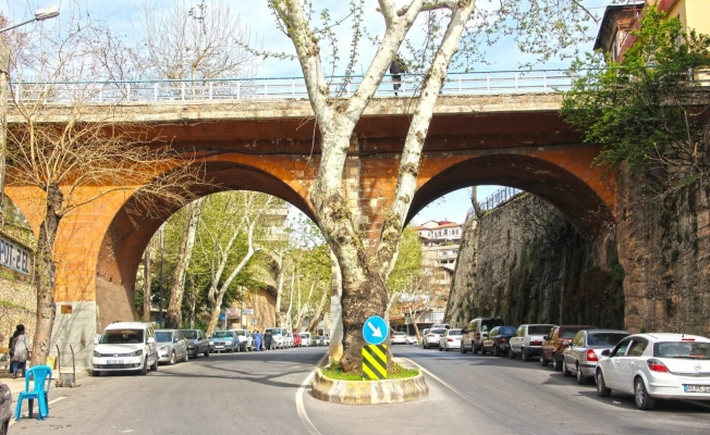 Kanlıdere yolu genişletiyor