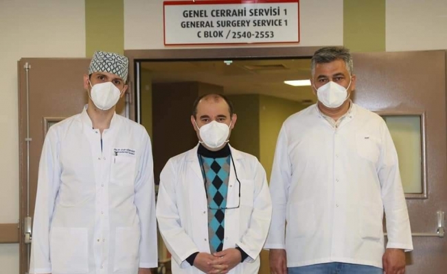 Kayseri Şehir Hastanesi’nde bir ilk: kapalı yöntemle yemek borusu kanseri ameliyatı yapıldı