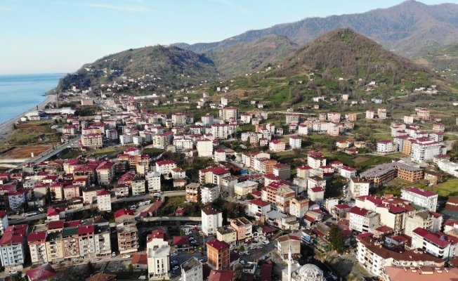 Kemalpaşa ilçesi sakinleri hastane istiyor