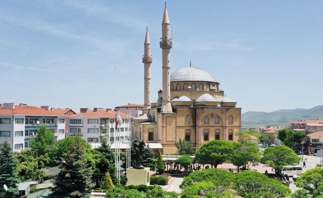 Kırşehir’in Kaman ilçesinde vatandaşlar orucu geç açtı
