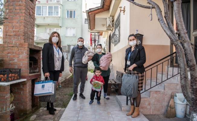 Kuşadası Belediyesi 3 Ayda 97 bebeğe “Hoş Geldin” dedi