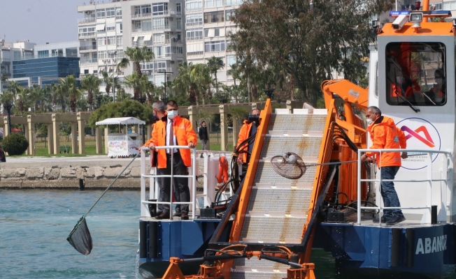 Mersin’de 1 yılda denizden yaklaşık 450 ton çöp çıktı