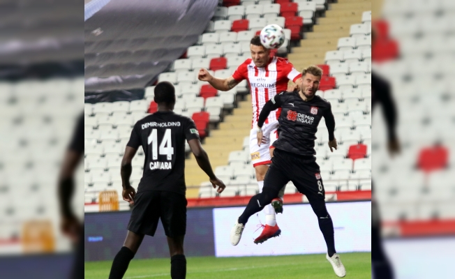 Süper Lig: FT Antalyaspor: 2 - DG Sivasspor: 4 (Maç sonucu)