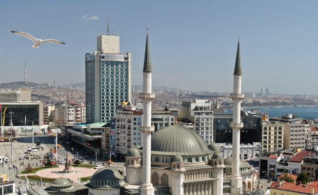 Taksim Camii Ramazan’a hazırlanıyor