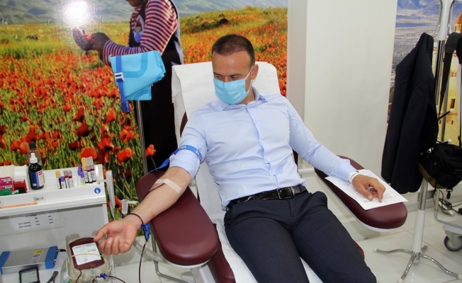 Ağrı’da Kızılay’a kan bağışı kampanyası düzenlendi