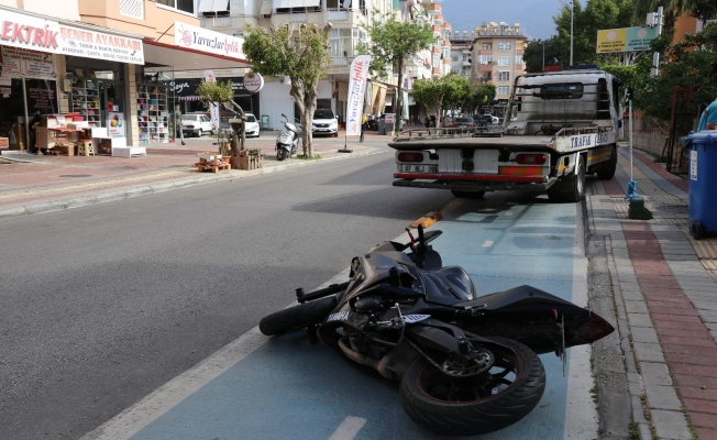 Alanya’da köpeğe çarpan motosikletli genç 21 gün sonra hayatını kaybetti