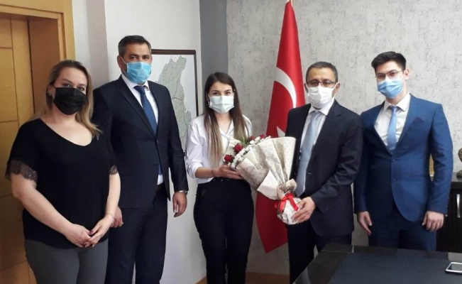 Alaşehir’de tapu kadastro personeli günlerini kutladı