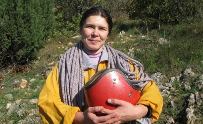 Arama kurtarma ekipleri Ukraynalı kayıp kadın dağcı için zirveye ulaştı