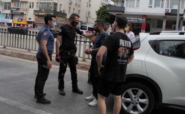 Aranması bulunan işyeri sahibi hem kendini hem müşterilerini yaktı