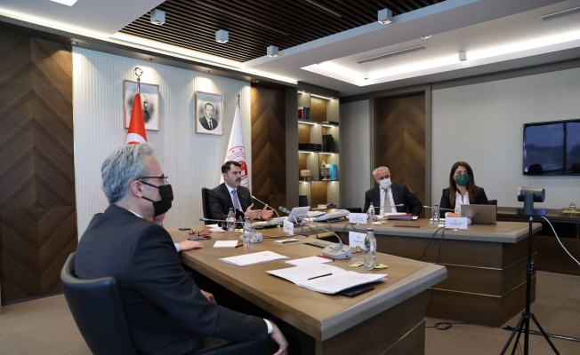 Bakan Kurum, İsrail’in de yer aldığı toplantıda İsrail’e tepki gösterdi