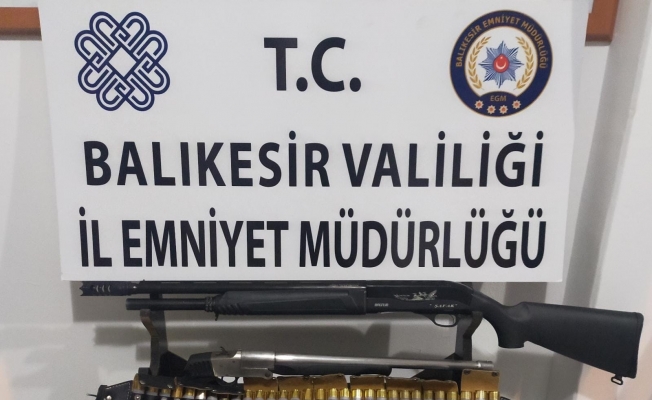 Balıkesir’de polis suçlulara göz açtırmıyor: 30 gözaltı