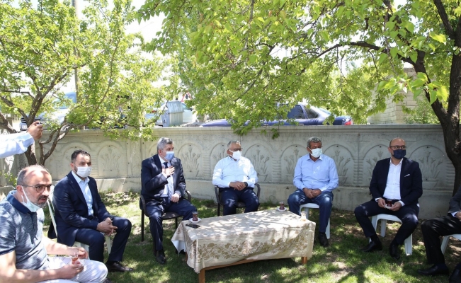 Başkan Büyükkılıç Bünyan’da Şehit Cennet Yiğit’in ailesiyle bayramlaştı