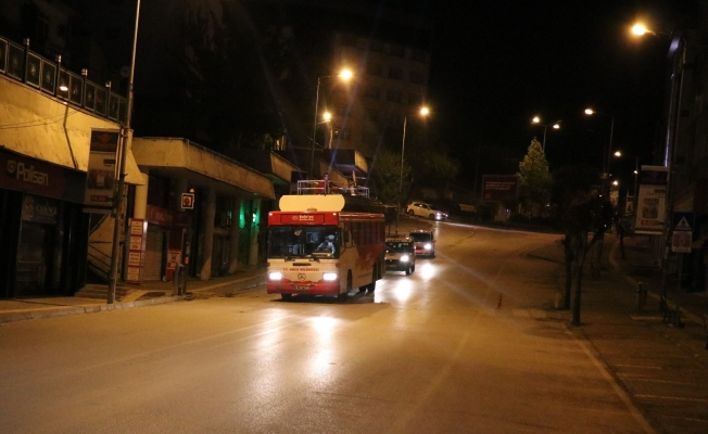 Bolu’da belediyenin otobüsle yaptığı müzik yayını polis tarafından sonlandırıldı