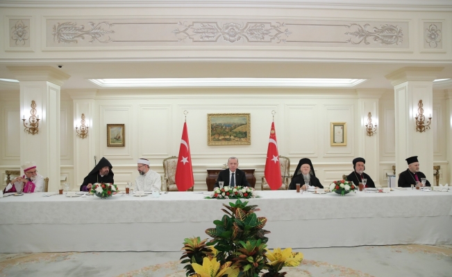 Cumhurbaşkanı Erdoğan, azınlık cemaat liderleri ile iftarda bir araya geldi