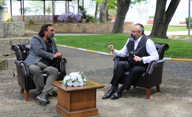 Gönül Sohbetleri programının konuğu tiyatro sanatçısı Ahmet Yenilmez oldu