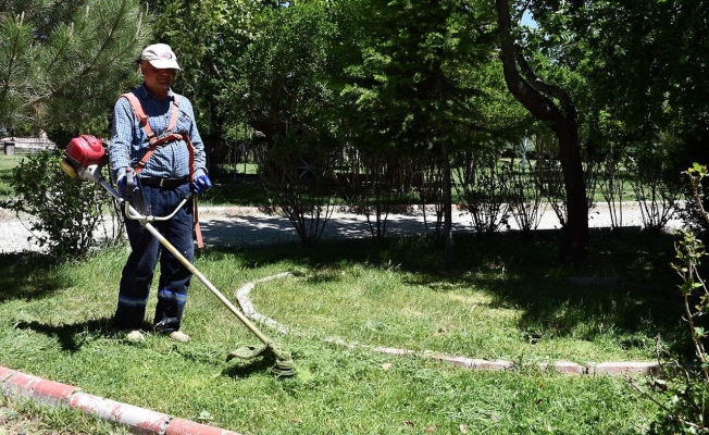 İscehisar’da çevre düzenleme çalışmaları sürüyor