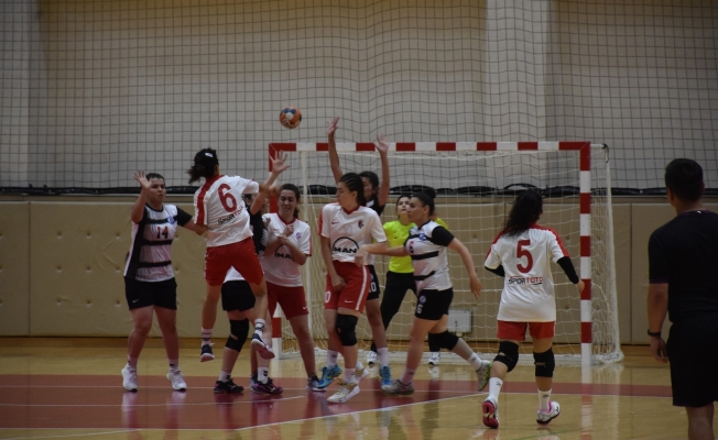 İşitme Engelliler Hentbol Kadınlar Türkiye Şampiyonası başladı