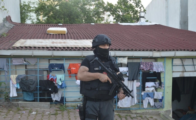 İstanbul’da DEAŞ’a şafak baskını...10 ilçede 20 adrese eş zamanlı operasyon: 18 gözaltı