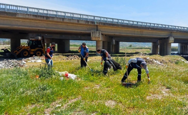 Kahramanmaraş’ta Aksu Nehri temizlendi