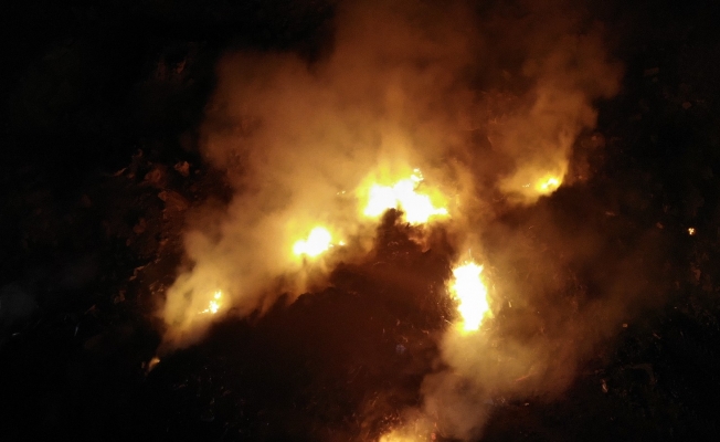 Karabük’te şehir çöplüğünde yangın çıktı
