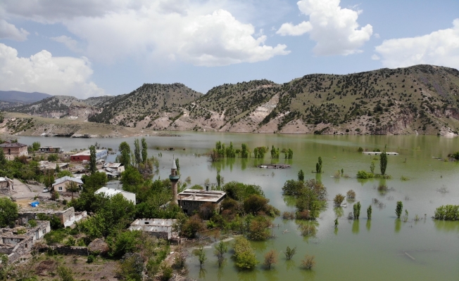 Karakurt Barajı gölü ilk kez havadan görüntülendi