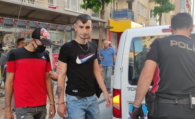 Kardeşinin intikamını almak isterken omzundan yaralandı