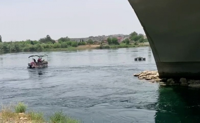 Köprüden birinin atladığı iddiası ekipleri alarma geçirdi