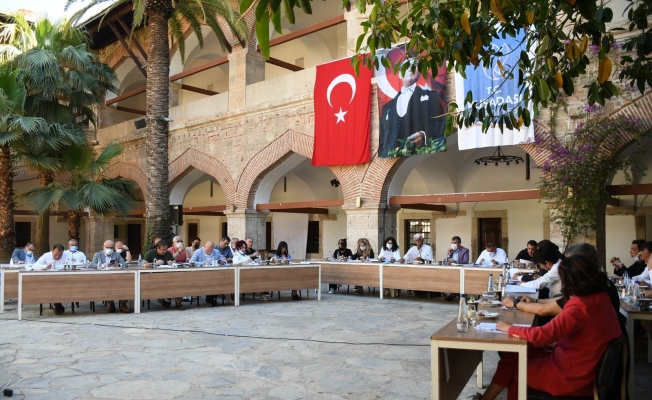 Kuşadası Belediyesi Meclisi’nden Filisitin halkı ile dayanışma