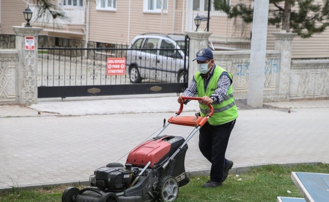 Kütahya Belediyesinden bakım, temizlik ve yenileme çalışması