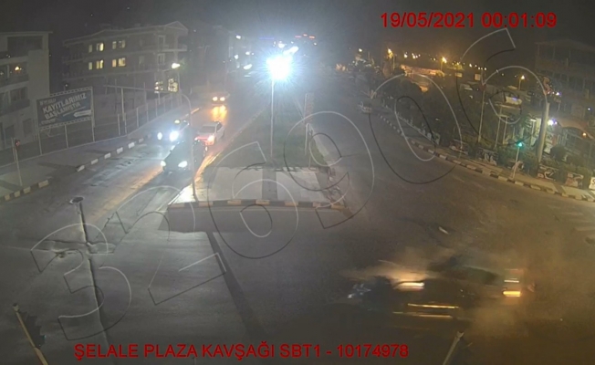 Manisa’da iki otomobil çarpıştı: 1 ölü