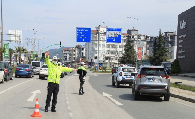 Ordu’da trafik ekipleri göz açtırmıyor