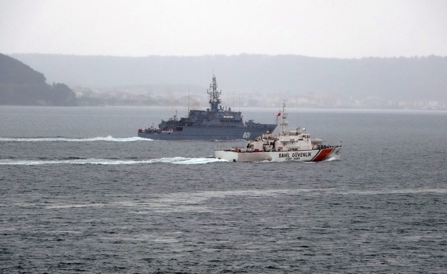 Rus mayın tarama gemisi ‘Ivan Antonov’ Çanakkale Boğazı’ndan geçti