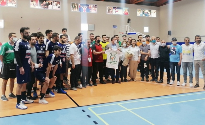Şampiyon, Eskişehir Ormanspor ligi beraberlikle tamamladı