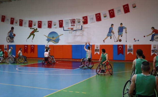 Şanlıurfa tekerlekli basketbol takımı şampiyonluk yolunda