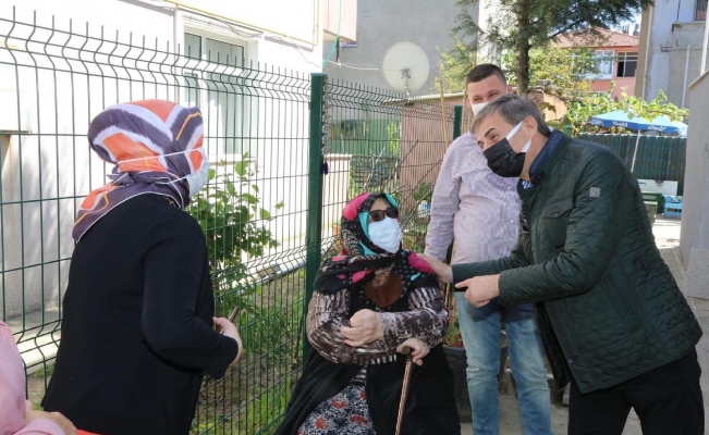 Serdivan’daki şehit annelerine misafir oldular
