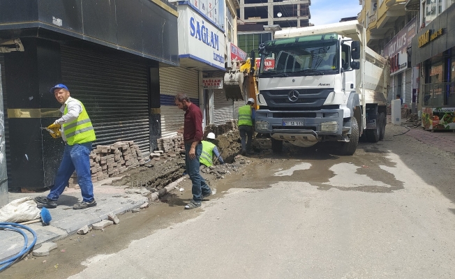 Silvan’da elektrik hatları yer altına alınıyor