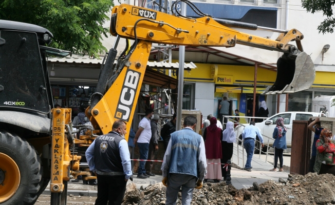 Silvan’da içme suyu hattında oluşan arızalar gideriliyor