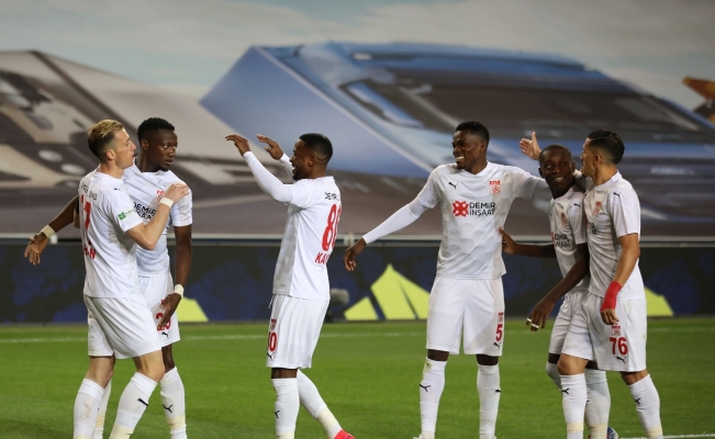 Sivasspor, bu sezon İstanbul’da ilk kez kazandı