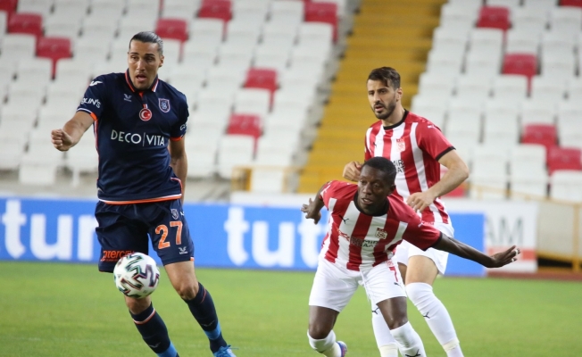 Süper Lig: Sivasspor: 0 - Medipol Başakşehir: 0 (Maç devam ediyor)