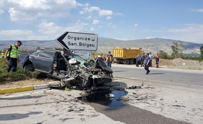 Sürücülerin ’ölüm kavşağı’ dediği kavşakta feci kaza: 1 ölü, 3 ağır yaralı