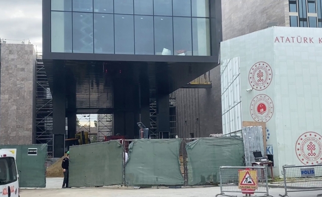 Taksim AKM’de korkutan yangın