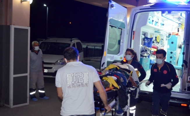 Tarım işçilerini taşıyan minibüs kaza yaptı: 16 yaralı